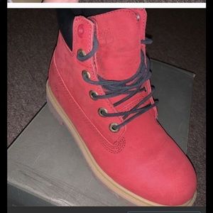 Burgundy/reddish timberland boots
